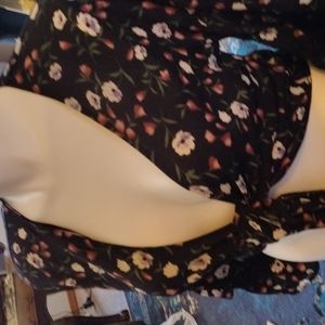 Crop top floral She& Sky size small